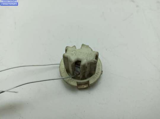 купить Патрон лампы фонаря на Mercedes S-Class W220 (1998-2005)