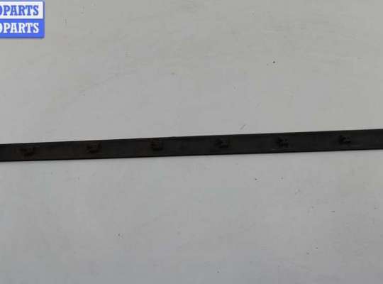 купить Молдинг двери передней левой на Peugeot 307