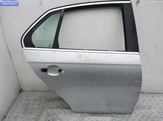 купить Дверь боковая задняя правая на Volkswagen Jetta (2005-2011)
