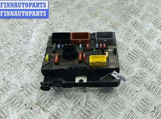 купить Блок предохранителей на Peugeot 307