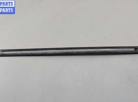 купить Молдинг двери передней правой на Opel Vectra B (1995-2002)