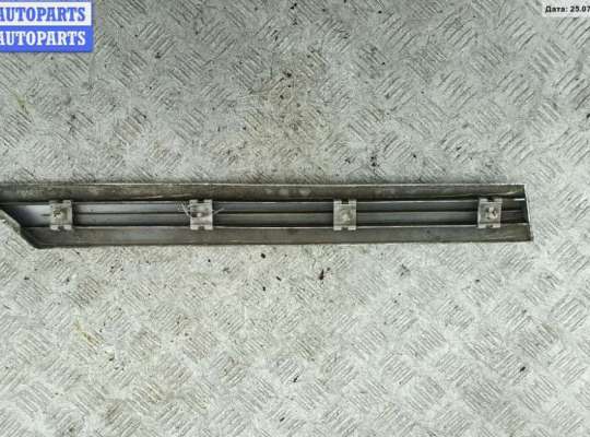 купить Молдинг крыла заднего левого на Mercedes C-Class W203 (2000-2006)