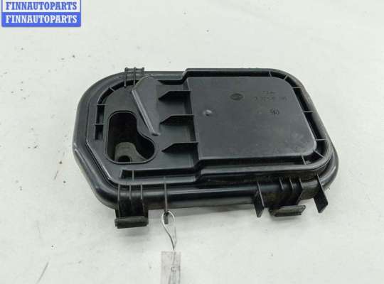 Крышка (заглушка) задняя фары левой AU1722646 на Audi A6 C6 (2004-2011)