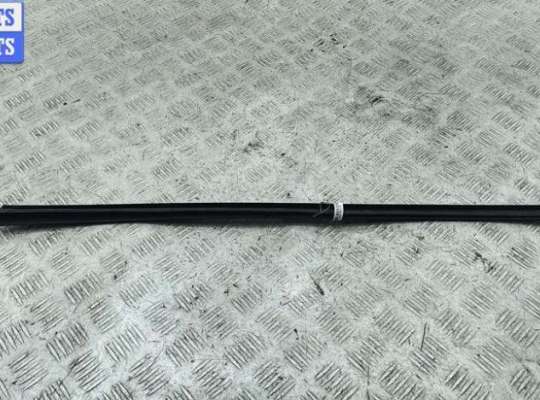 купить Молдинг лобового стекла на Audi A4 B7 (2004-2008)