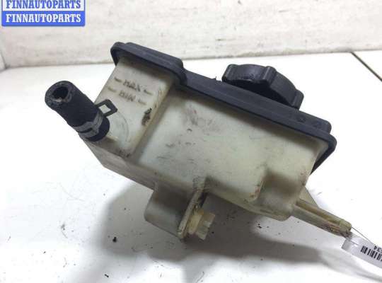 Бачок гидроусилителя на Ford Mondeo III