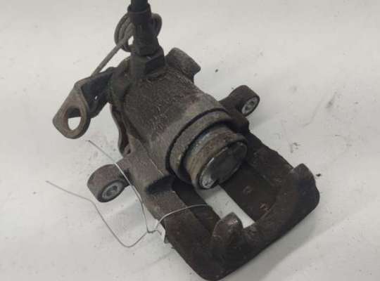 купить Суппорт задний правый на Audi A6 C4 (1994-1997)