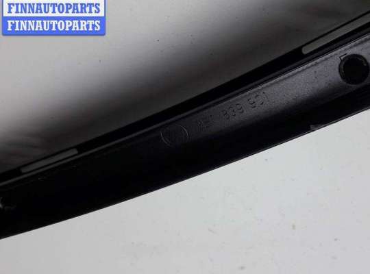 купить Молдинг двери задней левой на Volkswagen Passat B5