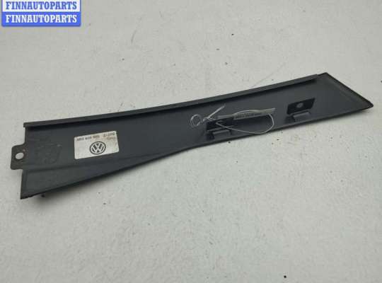 купить Накладка двери задней левой на Volkswagen Passat B5