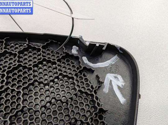 купить Сетка (решетка) динамика на Volvo S70 / V70 (1997-2000)