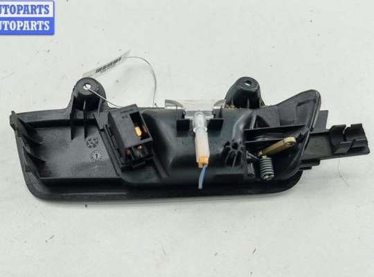 купить Ручка двери внутренняя передняя левая на Audi A4 B7 (2004-2008)