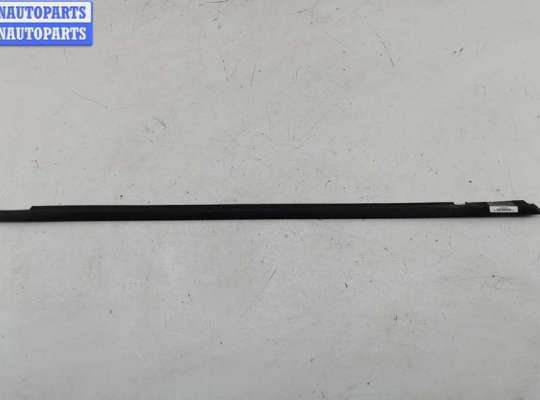 купить Молдинг стекла двери передней правой наружный на Volkswagen Passat B5