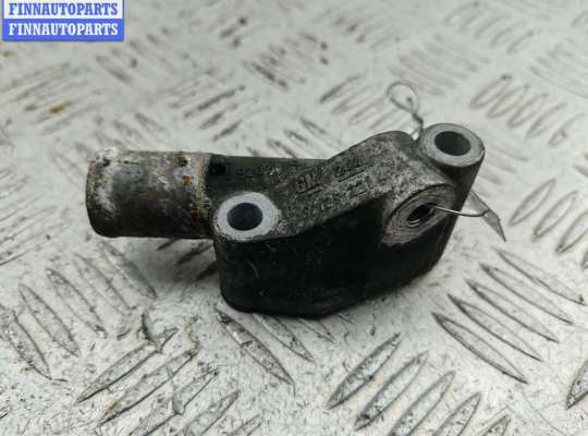 Фланец (тройник) системы охлаждения на Opel Astra G / Classic