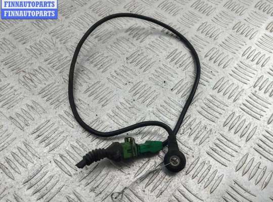 купить Датчик детонации на Volkswagen Passat B5
