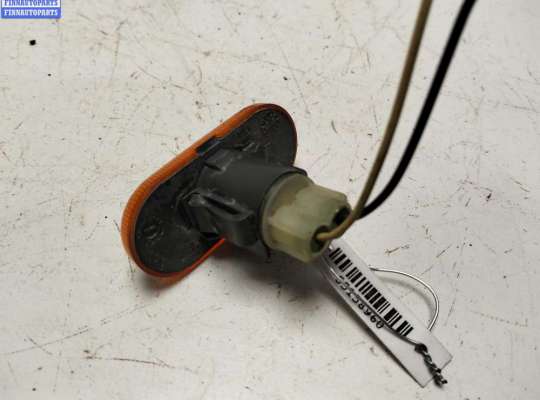 купить Повторитель поворота левый на Renault Scenic I (1996-2003)