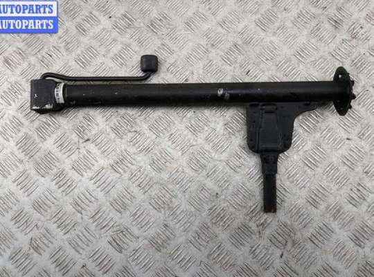 Купить Домкрат на Mercedes E-Class W210 (1995-2002) Домкрат MB1683336 на Mercedes E-Class W210 (1995-2002)