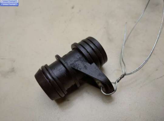 купить Фланец (тройник) системы охлаждения на Mercedes Vito-2 / Viano W639 (2003-2014)