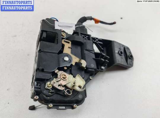 купить Замок двери передней правой на Volkswagen Passat B5