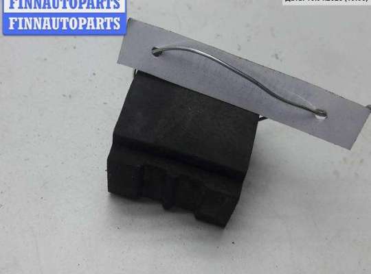 купить Кронштейн крепления на Volkswagen Passat B5