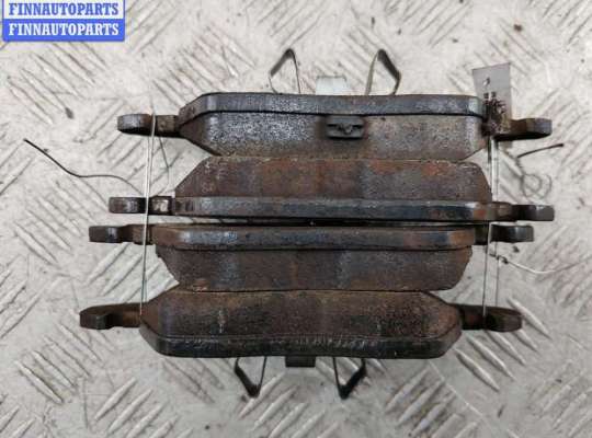 Купить Колодки тормозные передние на Volkswagen Passat B6 Колодки тормозные передние VG2663551 на Volkswagen Passat B6