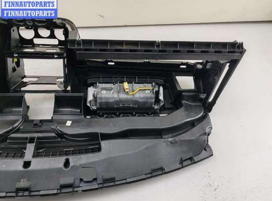 купить Панель приборная (торпедо) на Volkswagen Golf-5