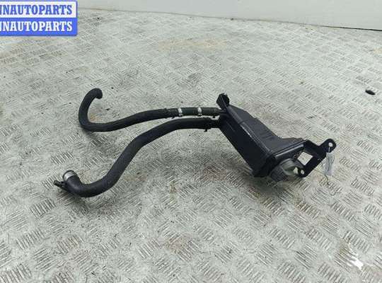 купить Бачок гидроусилителя на Audi A4 B7 (2004-2008)