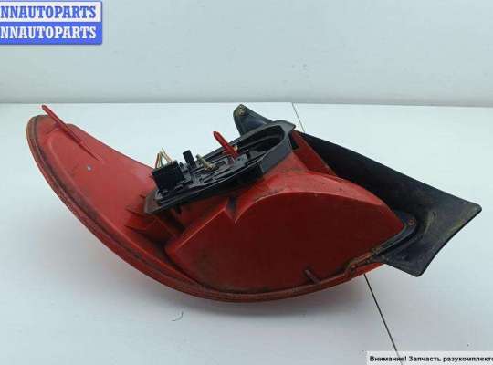 купить Фонарь задний правый на Peugeot 206