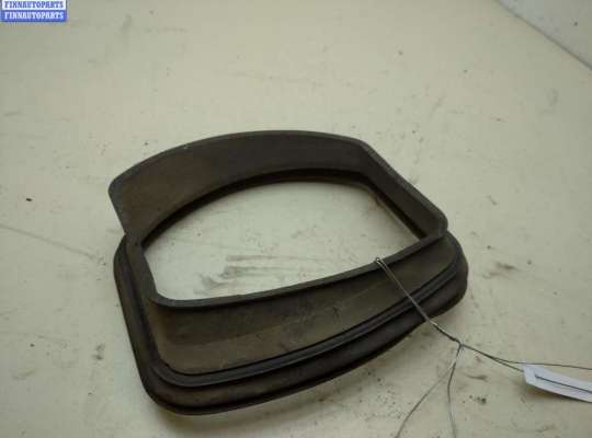 Воздухозаборник на Volkswagen Transporter T4