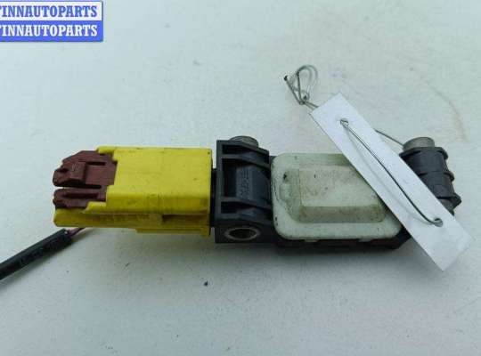 купить Датчик удара (Airbag) на Audi A4 B7 (2004-2008)