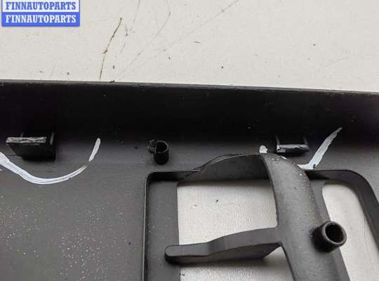 купить Ручка двери внутренняя передняя левая на Volkswagen Passat B5