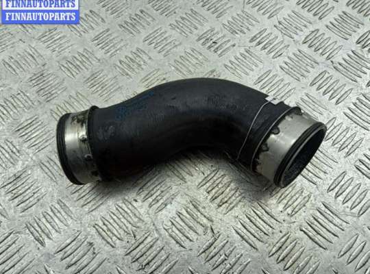 Патрубок интеркулера VG2725783 на Volkswagen Passat B6