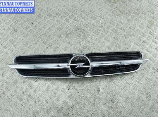 купить Решетка радиатора на Opel Vectra C (2002-2008)