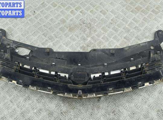 купить Решетка радиатора на Opel Astra H (2004-2009)