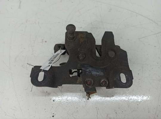 Купить Замок капота на Audi A6 C5 (1997-2005) Замок капота AU1372214 на Audi A6 C5 (1997-2005)