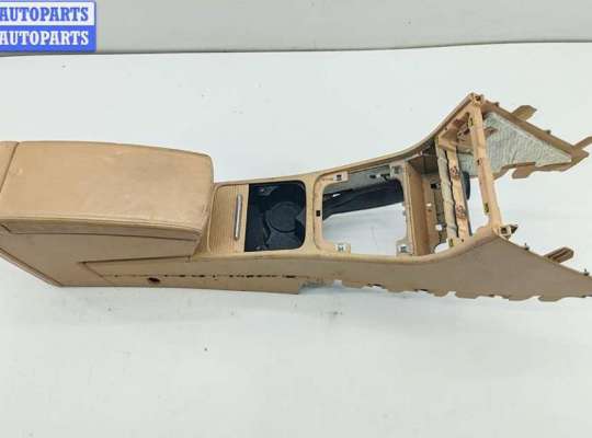 Купить Подлокотник на Volkswagen Passat B6 Подлокотник VG2667976 на Volkswagen Passat B6