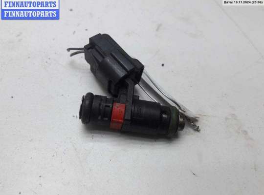 Форсунка топливная SK387578 на Skoda Fabia mk2 (5J)