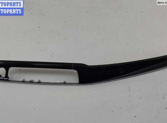 Накладка декоративная на торпедо BM3254025 на BMW 5 F10/F11 (2009-2017)