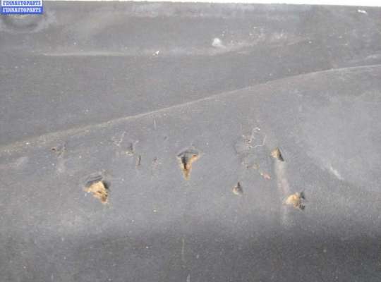 Шумоизоляция (утеплитель) капота на Mercedes-Benz Vito (W638)