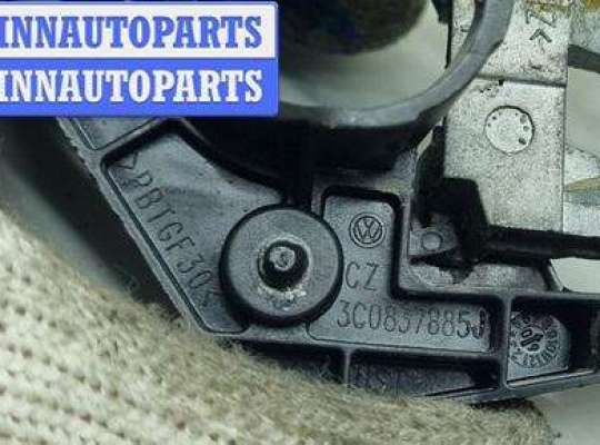 купить Корпус (держатель) ручки двери задней левой на Volkswagen Passat B6