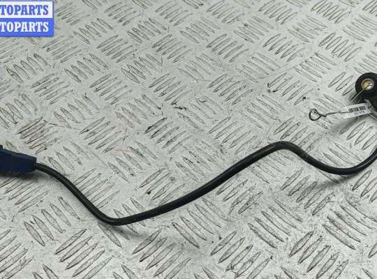 купить Датчик детонации на Volkswagen Passat B4