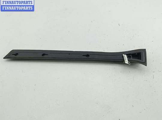 купить Уплотнитель двери передней левой на Opel Zafira B (2004-2014)