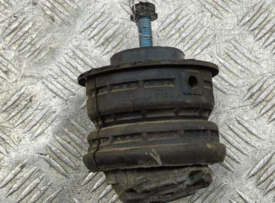 Подушка крепления двигателя MB1731115 на Mercedes C-Class W203 (2000-2006)