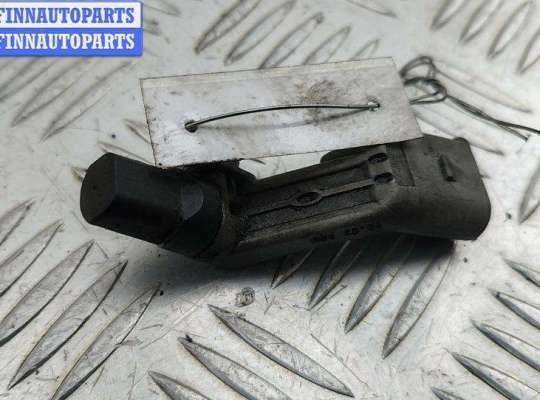 купить Датчик положения коленвала на Volkswagen Passat B6