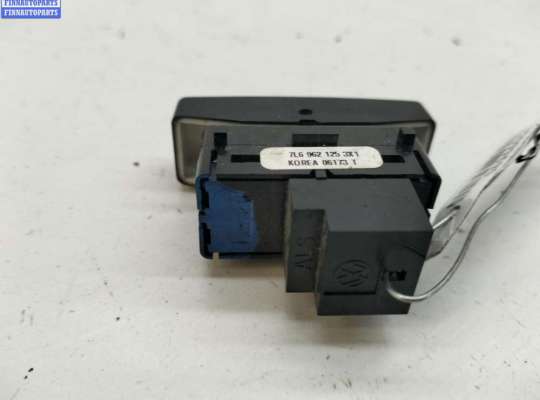 купить Кнопка центрального замка на Volkswagen Touareg