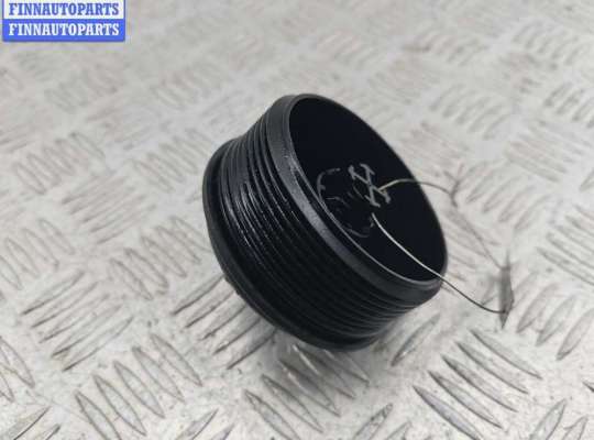 купить Крышка масляного фильтра на Volkswagen Passat B6