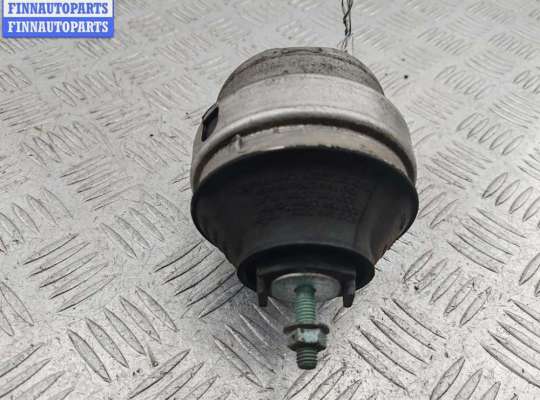 купить Подушка крепления двигателя на Volkswagen Passat B5