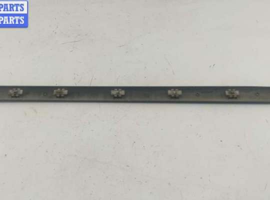 купить Молдинг двери задней правой на Mercedes Vito-1 W638 (1996-2003)