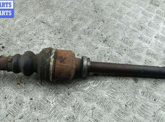 купить Полуось передняя правая на Peugeot 307