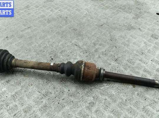 купить Полуось передняя правая на Peugeot 307