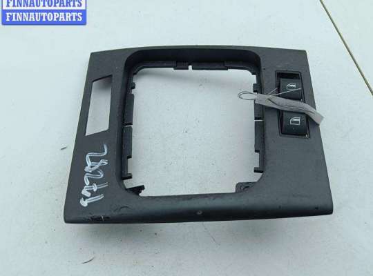 купить Кнопка стеклоподъемника переднего правого на BMW 3 E46 (1998-2006)