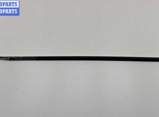 купить Молдинг стекла двери передней правой наружный на BMW 7 E38 (1994-2001)